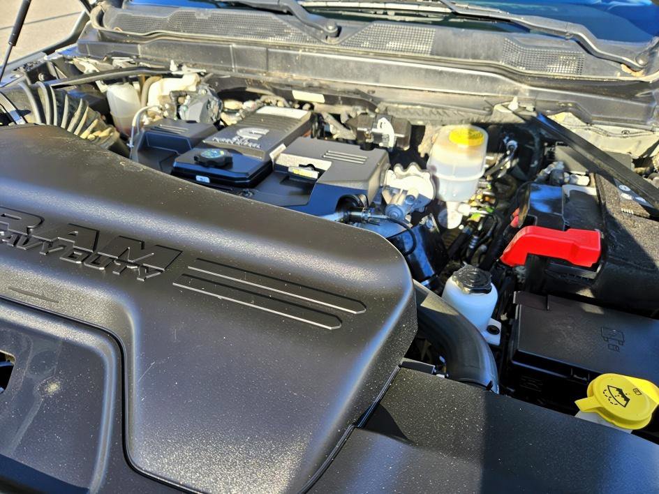 Used 2024 RAM 2500 Laramie image 19