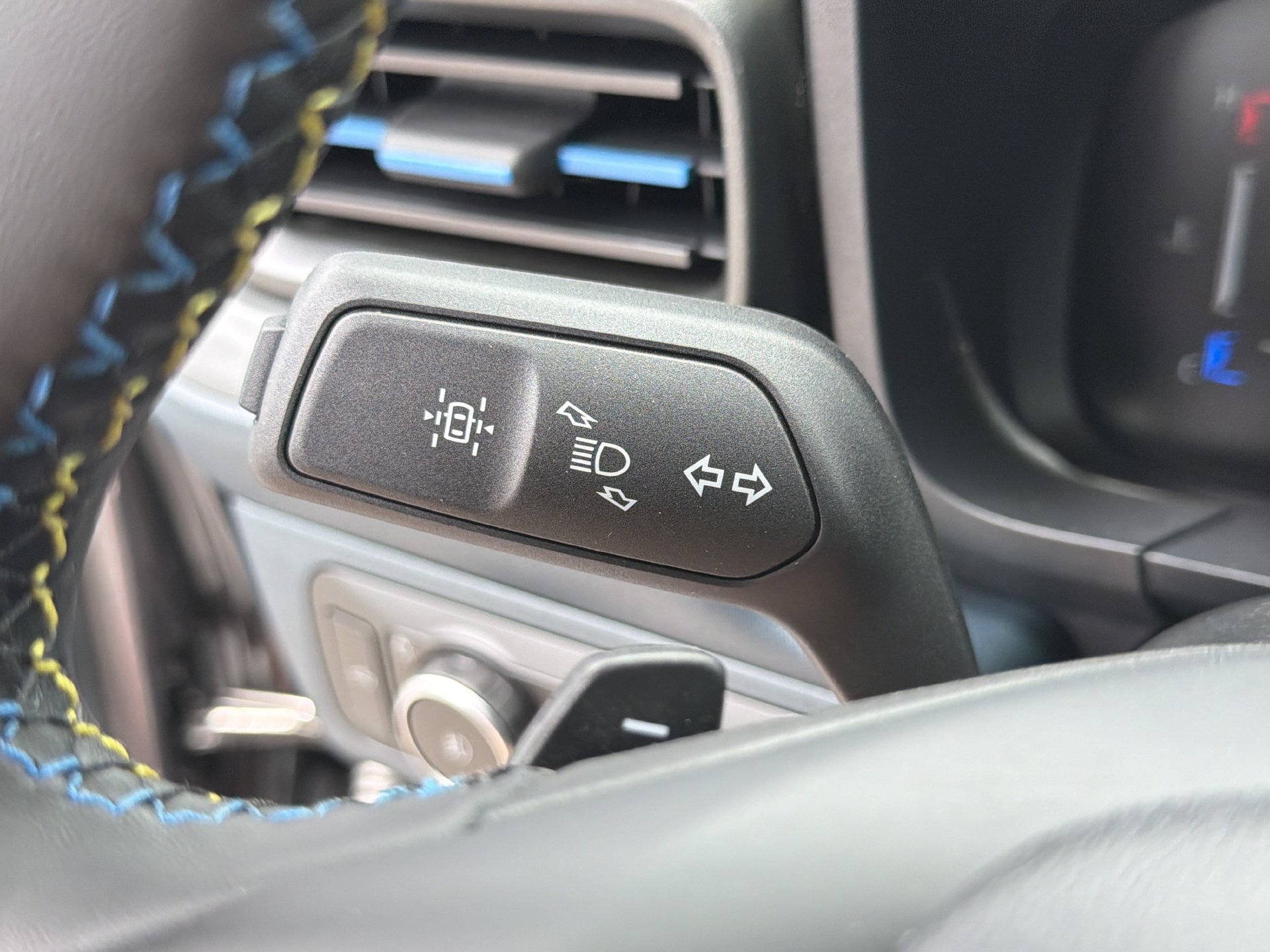 New 2026 Ford Maverick Lobo AWD/4WD image 19