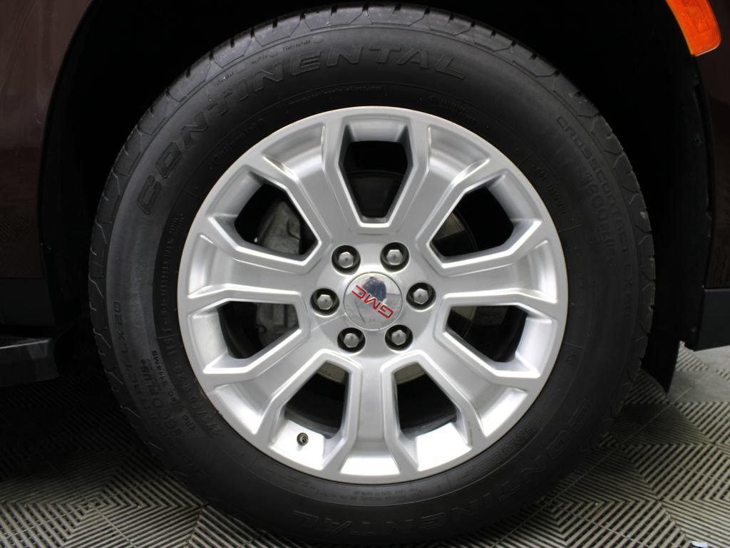 Used 2023 GMC Yukon XL SLT AWD/4WD image 10