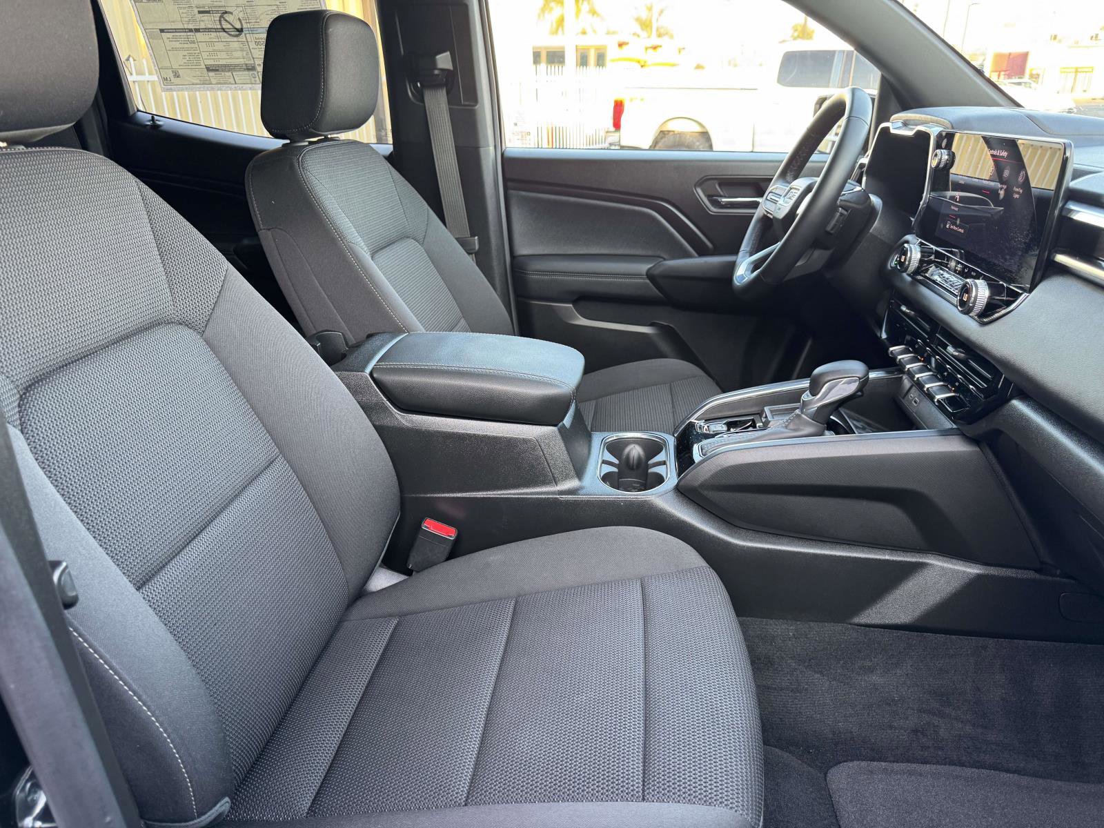 Used 2025 GMC Canyon Elevation w/ Convenience Package image 29