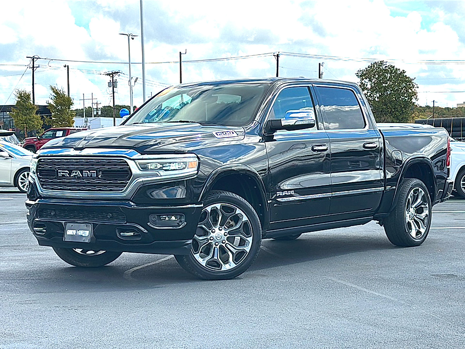 Used 2019 RAM 1500 Limited RWD image 2