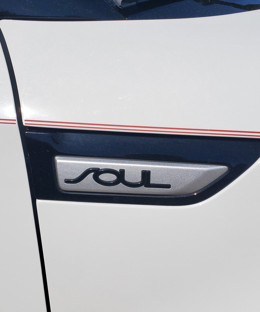 Used 2016 Kia Soul + w/ Designer's Package image 19