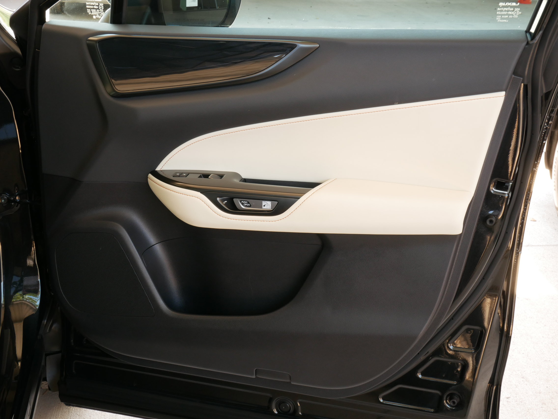 Used 2024 Lexus NX 350h AWD image 12