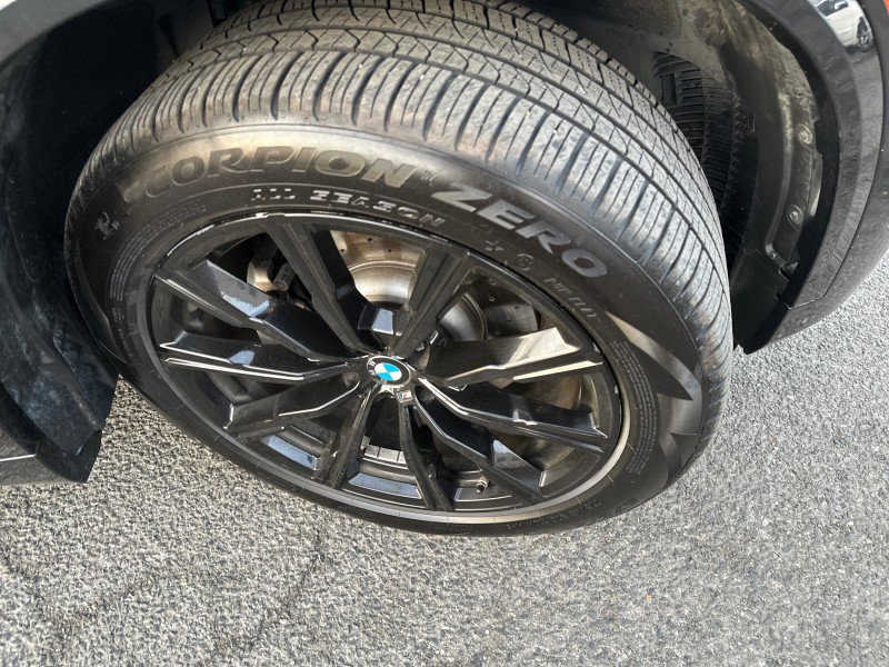 Used 2019 BMW X5 xDrive40i w/ M Sport Package image 37