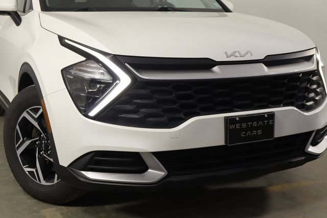 Used 2023 Kia Sportage LX FWD image 40