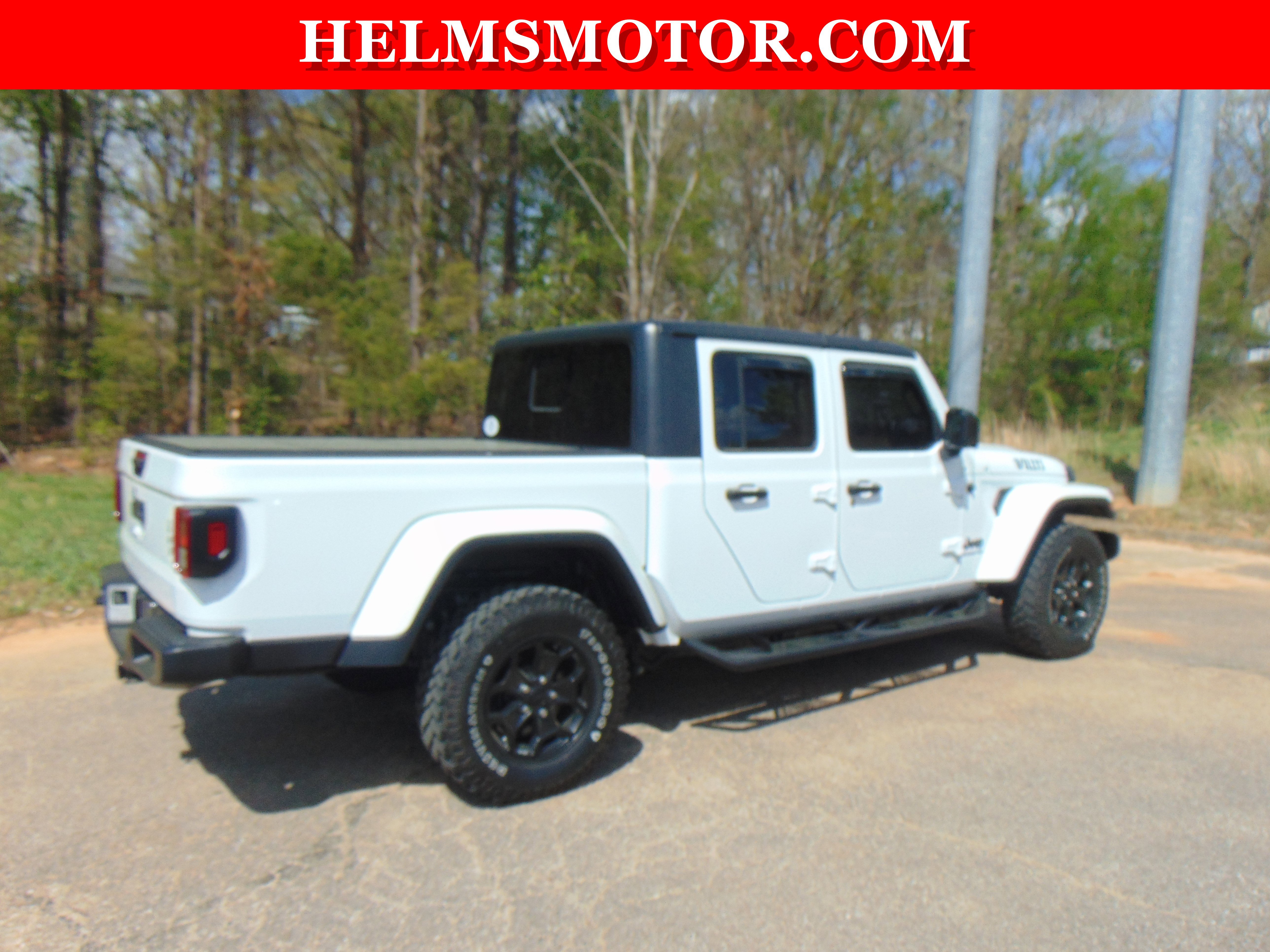 Certified 2021 Jeep Gladiator Willys image 16