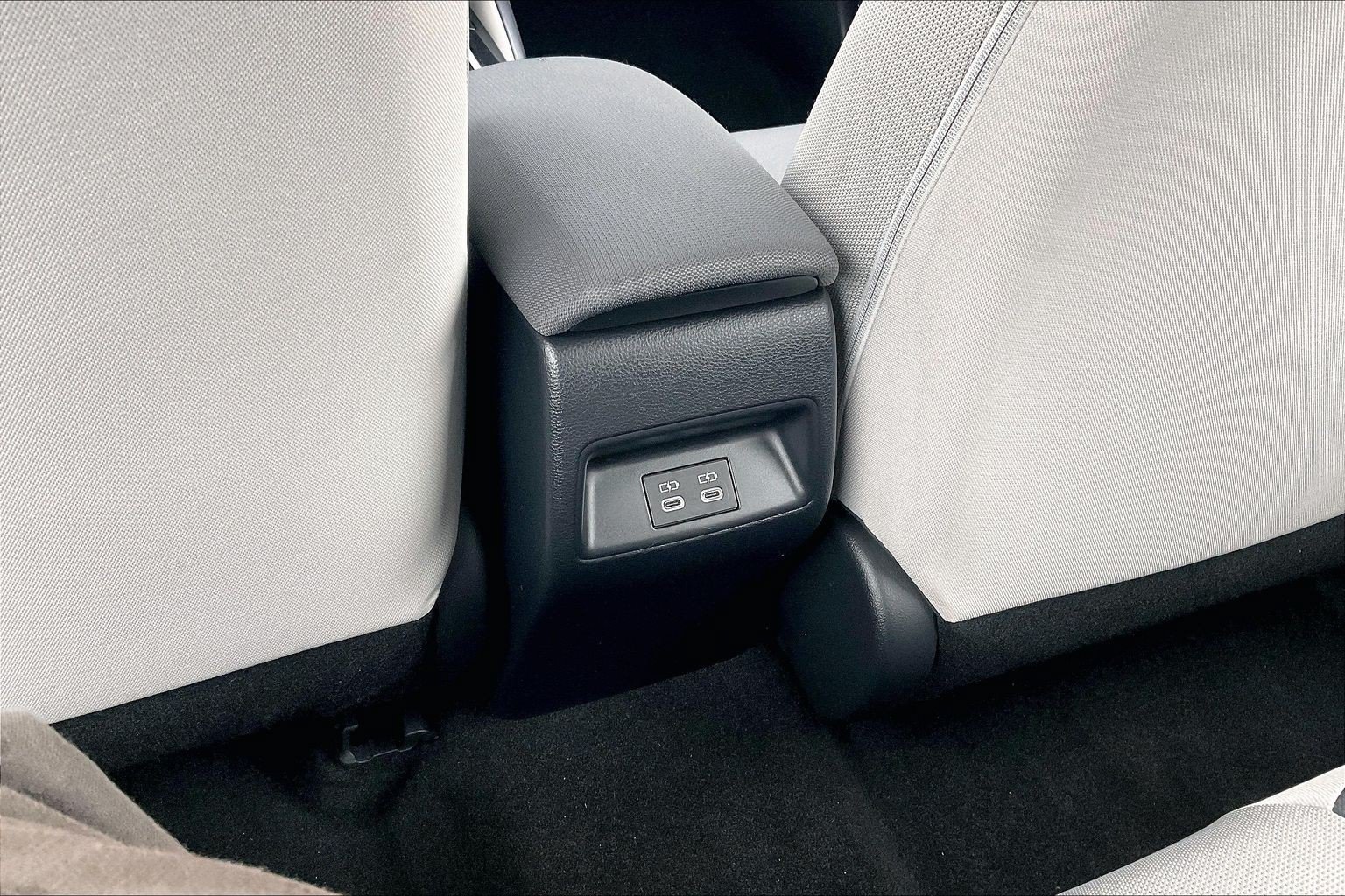 Used 2026 Toyota Corolla LE w/ LE Premium Package FWD image 39