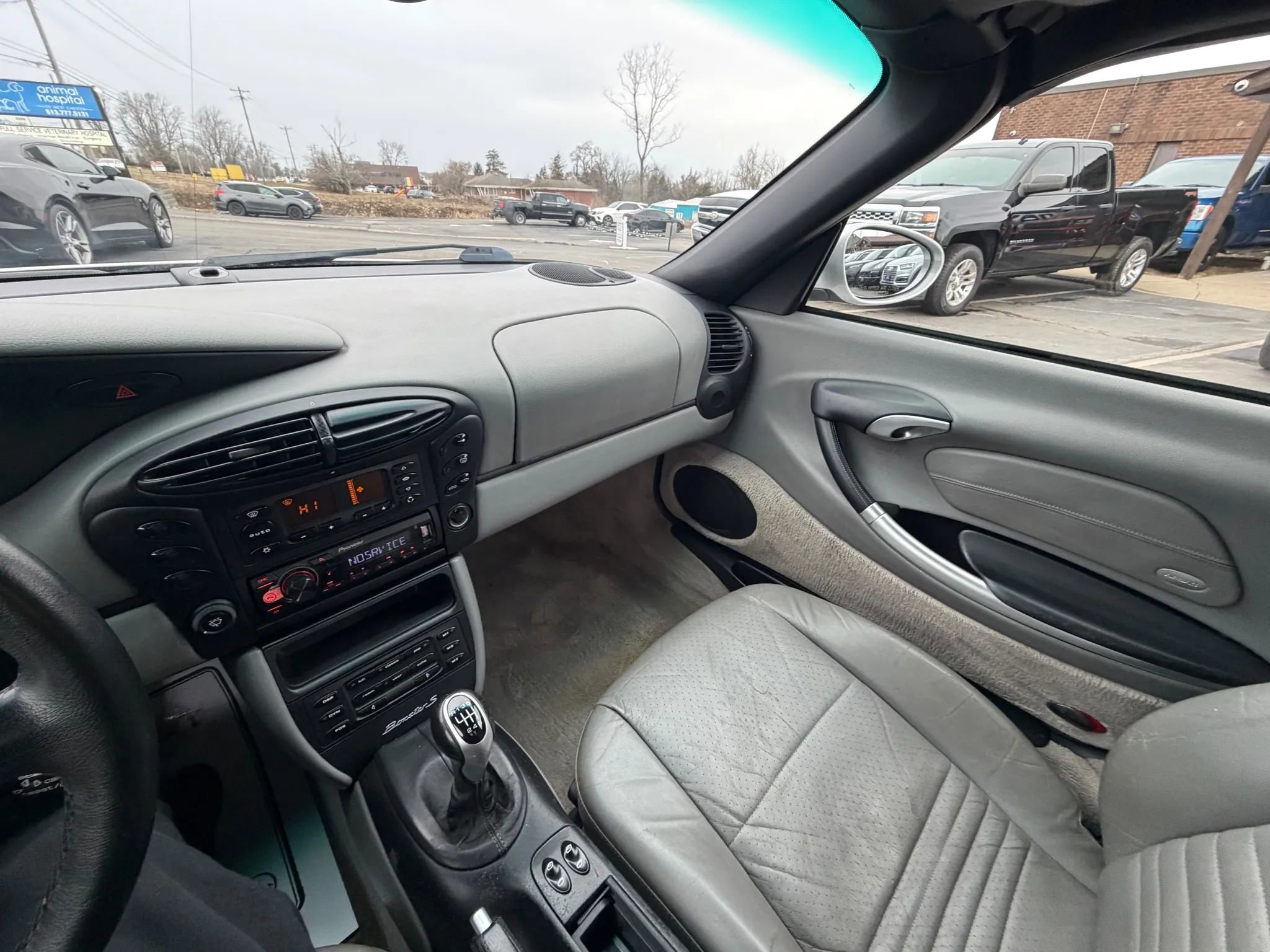 Used 2000 Porsche Boxster S image 28