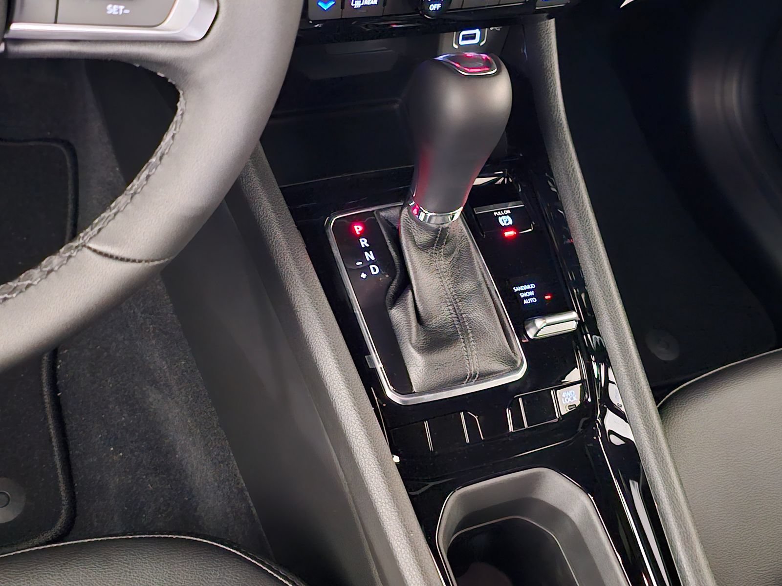 New 2026 Jeep Compass Latitude AWD/4WD image 10