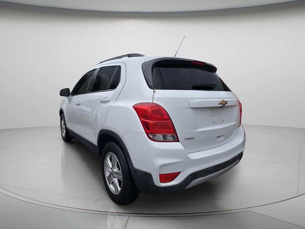 Used 2020 Chevrolet Trax LT FWD image 5