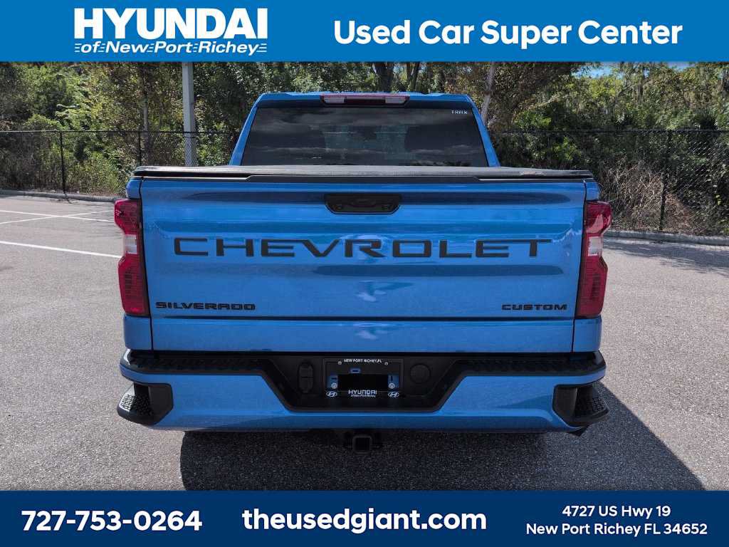 Used 2026 Chevrolet Silverado 1500 Custom w/ Turbomax Blackout Package AWD/4WD image 4