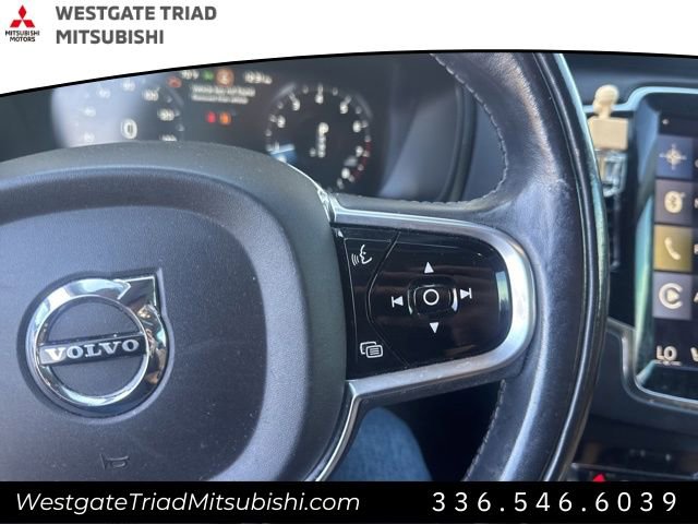 Used 2016 Volvo XC90 T6 Momentum w/ Momentum Plus Package image 16