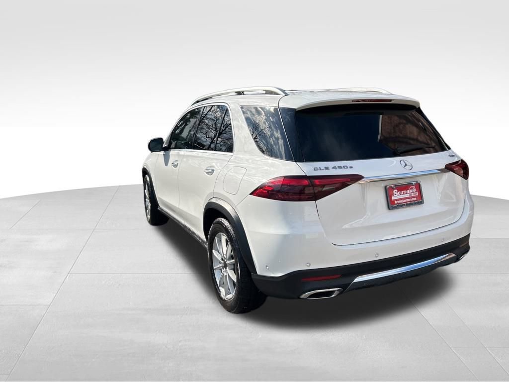 Used 2024 Mercedes-Benz GLE 450e 4MATIC image 3