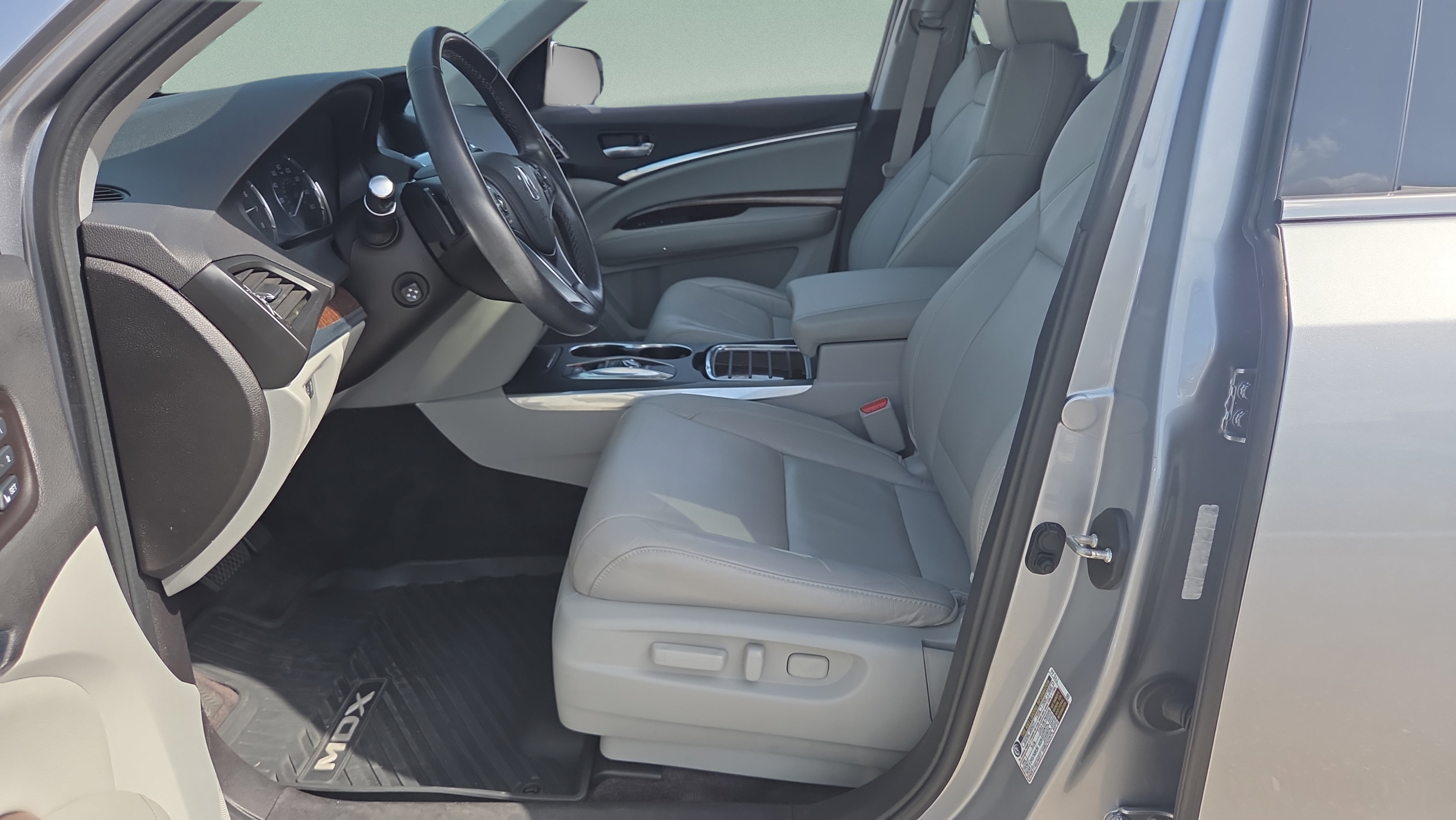 Used 2018 Acura MDX SH-AWD w/ Technology Package image 9
