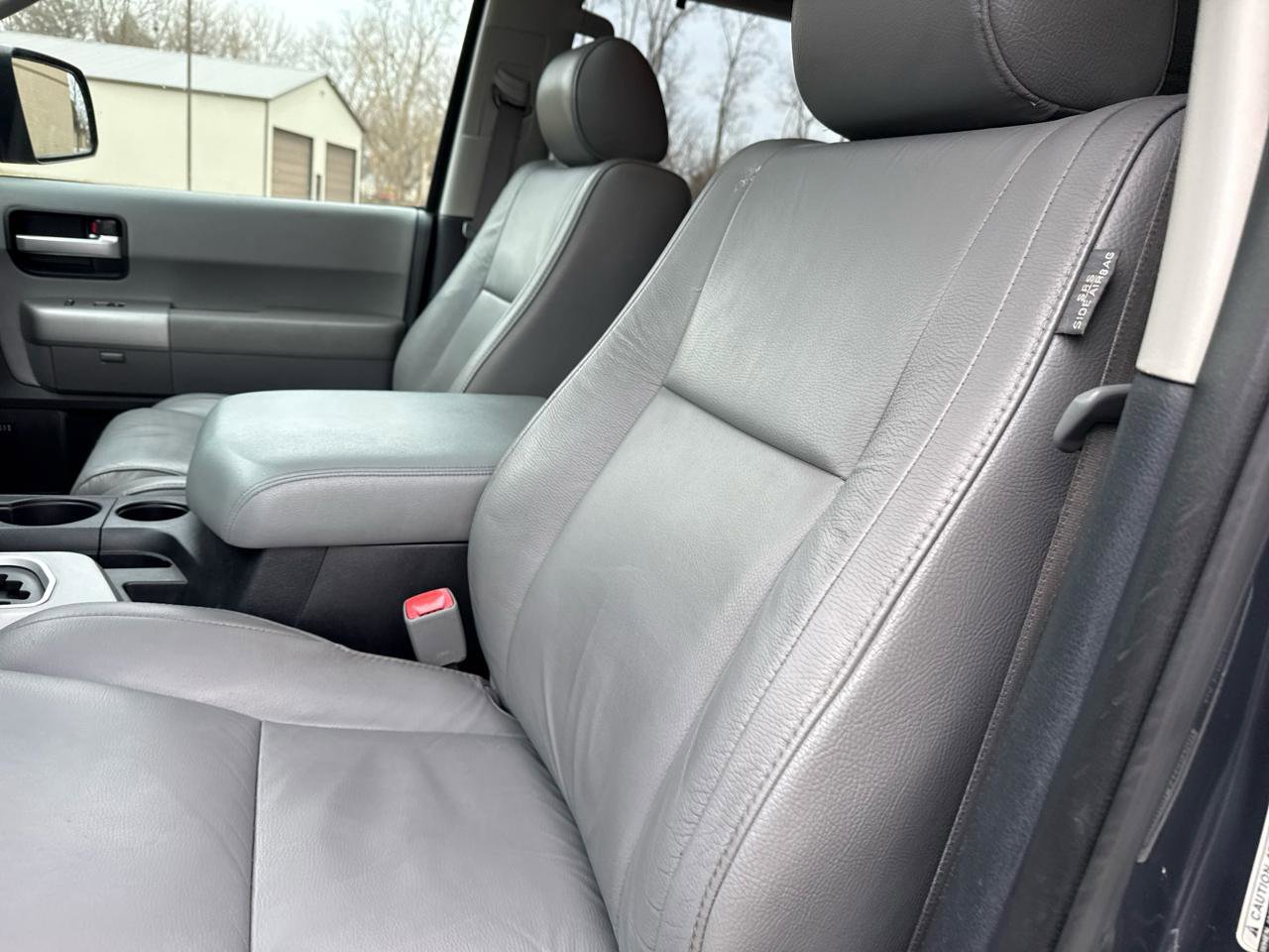Used 2008 Toyota Sequoia Limited image 11