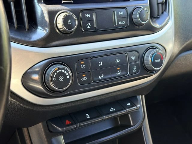 Used 2022 Chevrolet Colorado LT w/ LT Convenience Package AWD/4WD image 15