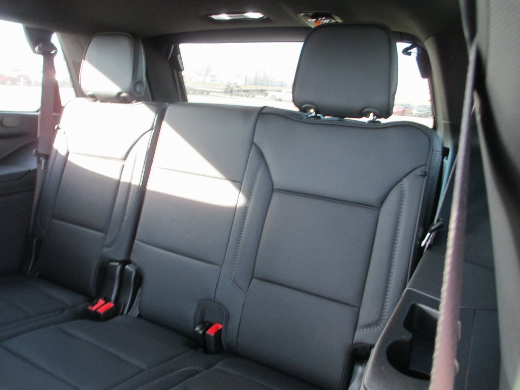 New 2026 GMC Yukon Denali w/ Denali Reserve Package image 12
