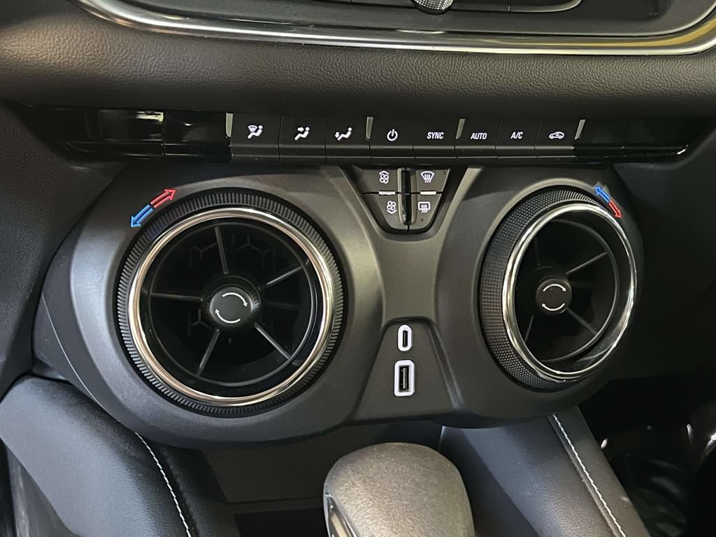 Used 2023 Chevrolet Blazer LT w/ LPO, Floor Liner Package FWD image 19