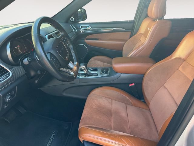 Used 2017 Jeep Grand Cherokee SRT AWD/4WD image 9