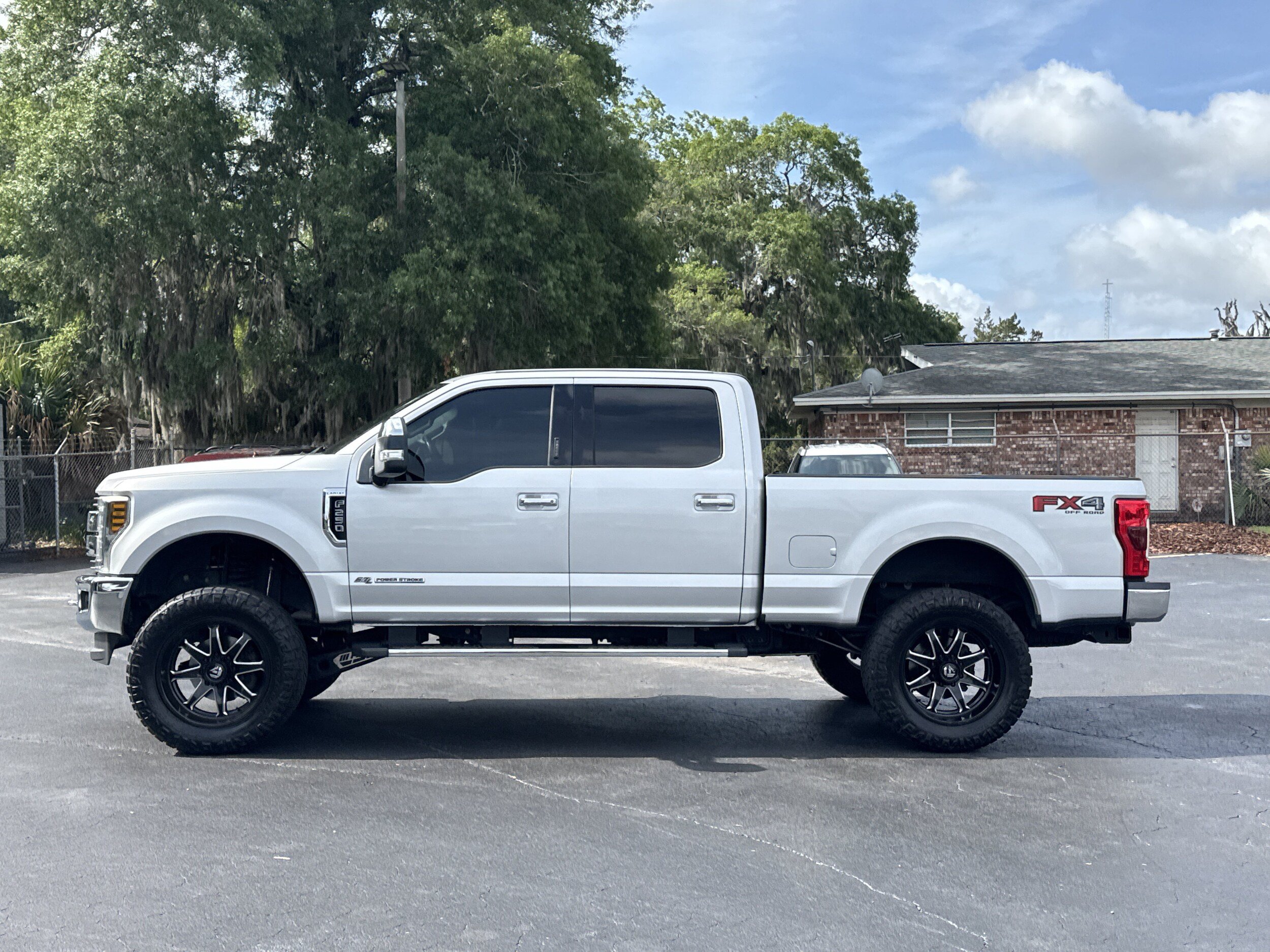 Used 2018 Ford F250 Lariat AWD/4WD image 5