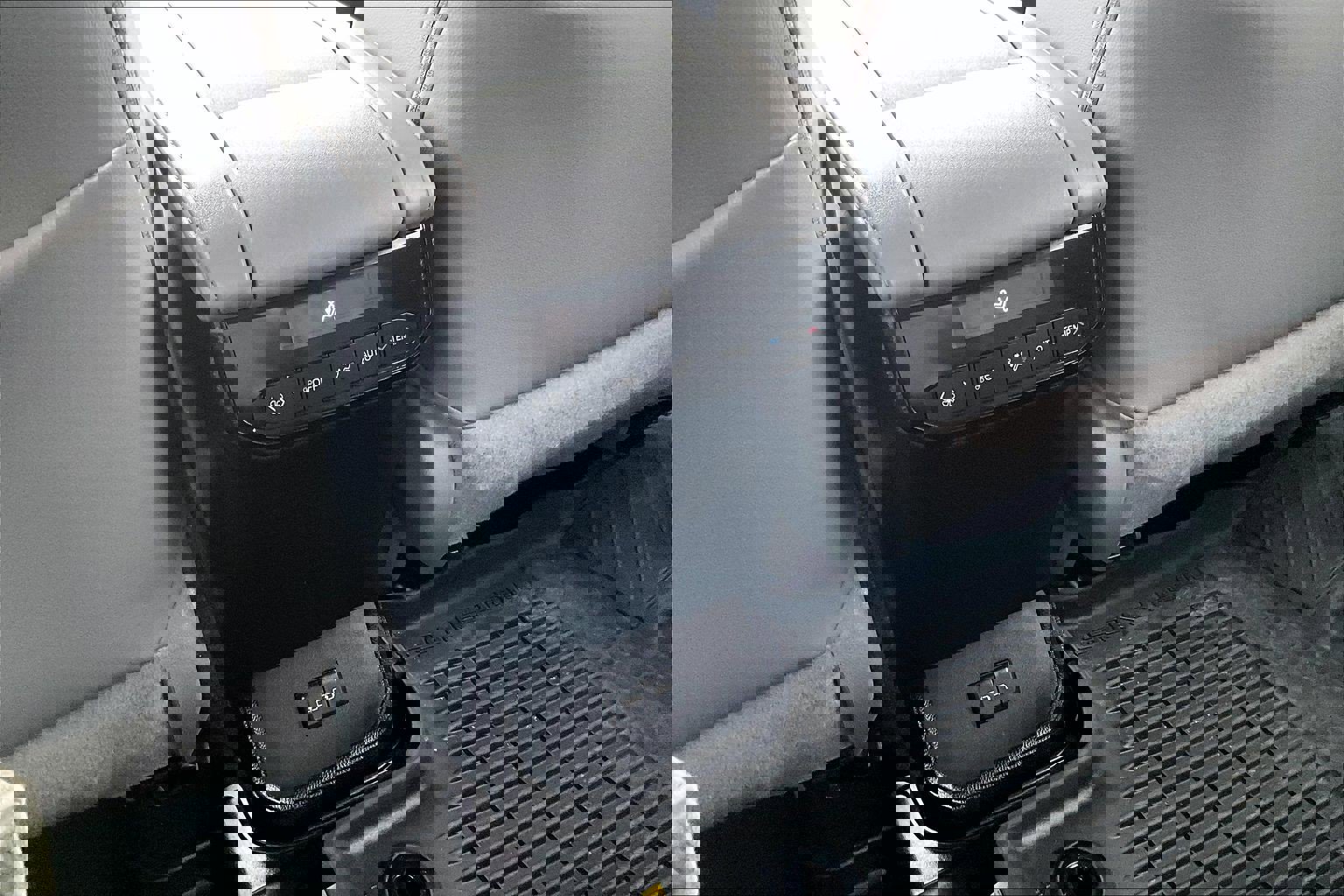 Used 2022 Toyota Highlander XLE image 34