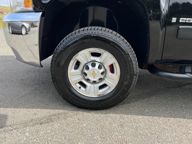 Used 2008 Chevrolet Silverado 2500 LTZ w/ Safety Package AWD/4WD image 25