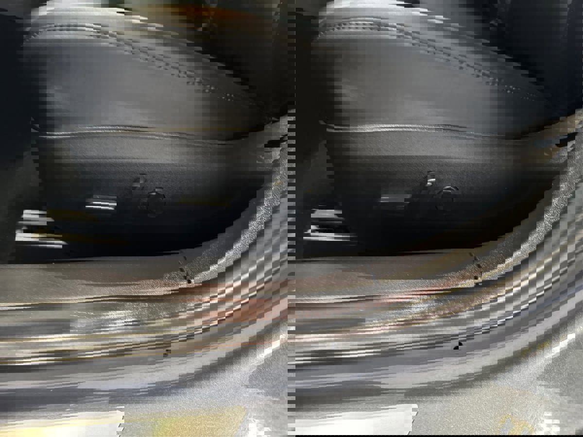 Used 2018 Tesla Model 3 Long Range image 22