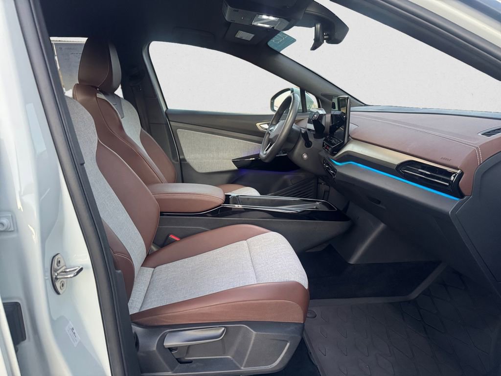 Certified 2023 Volkswagen ID.4 Pro image 15