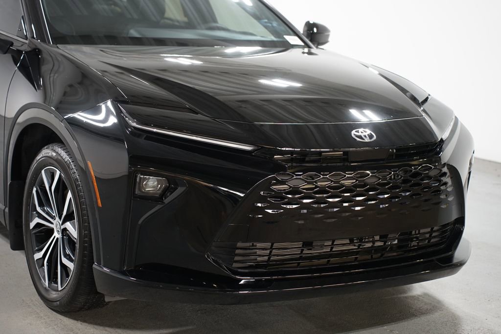 Certified 2025 Toyota Crown Signia image 4