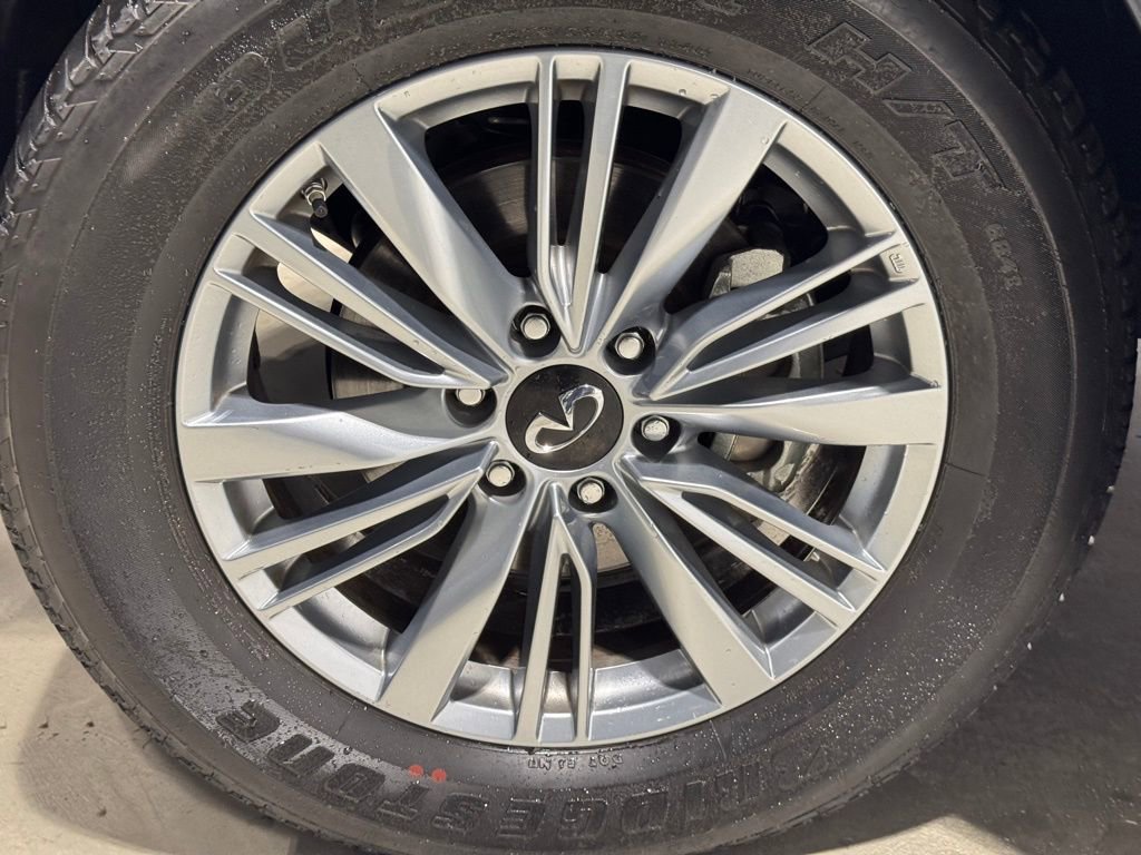 Certified 2024 INFINITI QX80 Luxe image 7