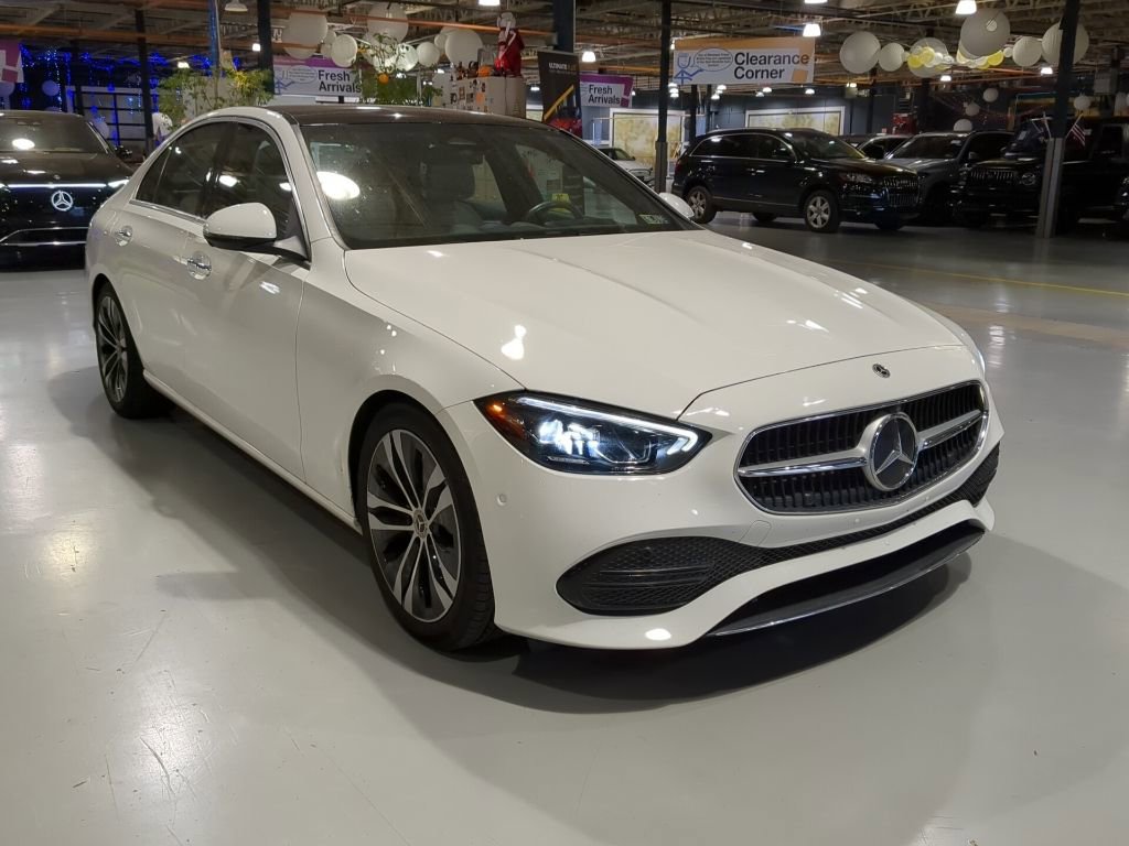 Used 2022 Mercedes-Benz C 300 4MATIC Sedan image 4