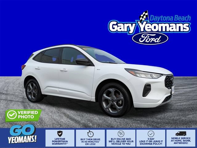 Used 2023 Ford Escape ST-Line AWD/4WD image 1