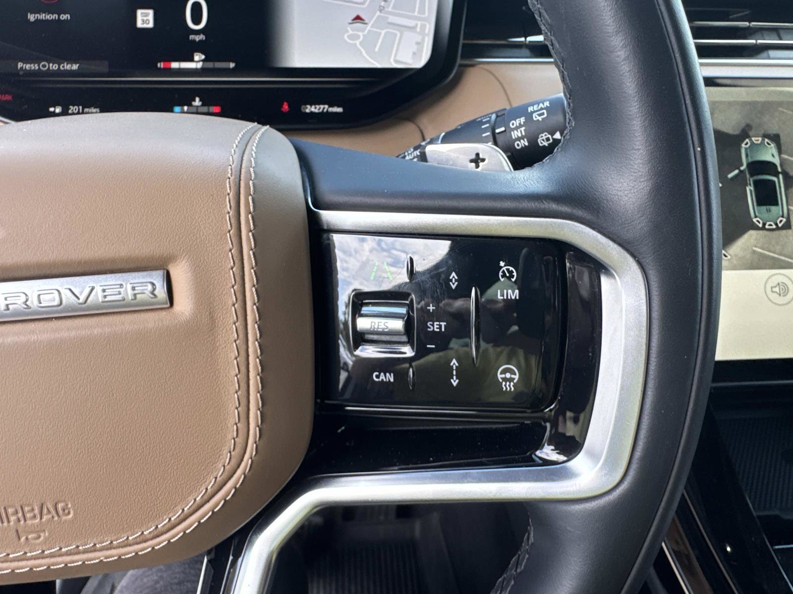 Used 2024 Land Rover Range Rover Sport SE image 27