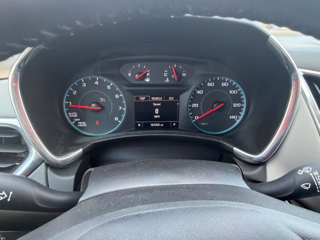 Used 2018 Chevrolet Equinox LT FWD image 10