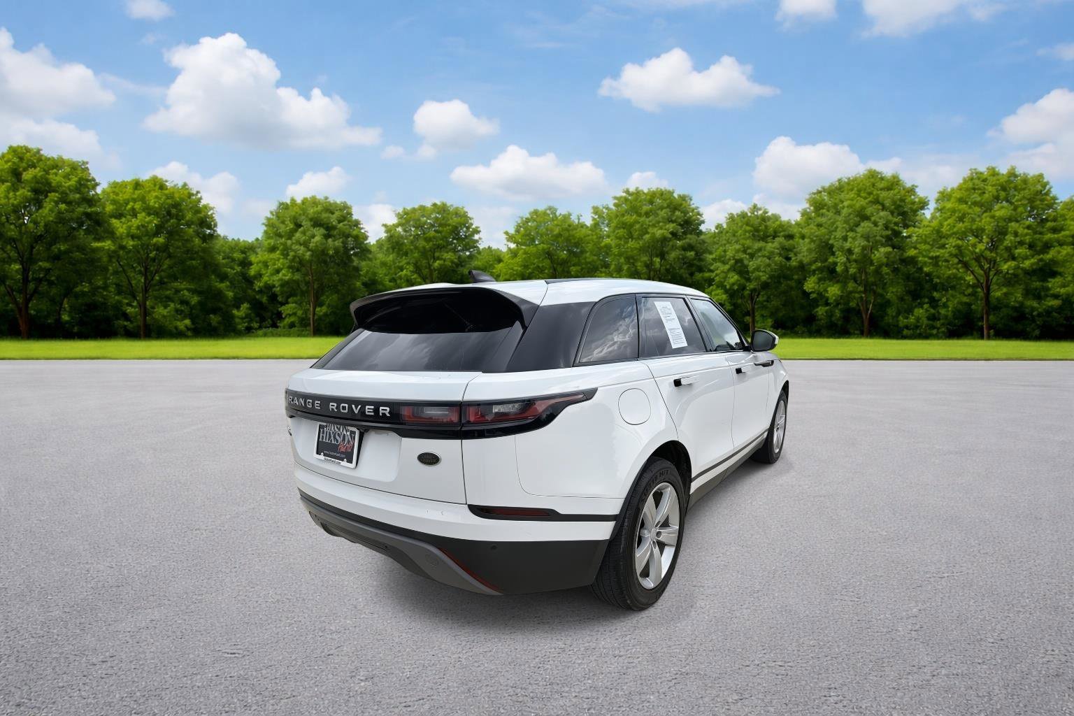 Used 2018 Land Rover Range Rover Velar S image 7