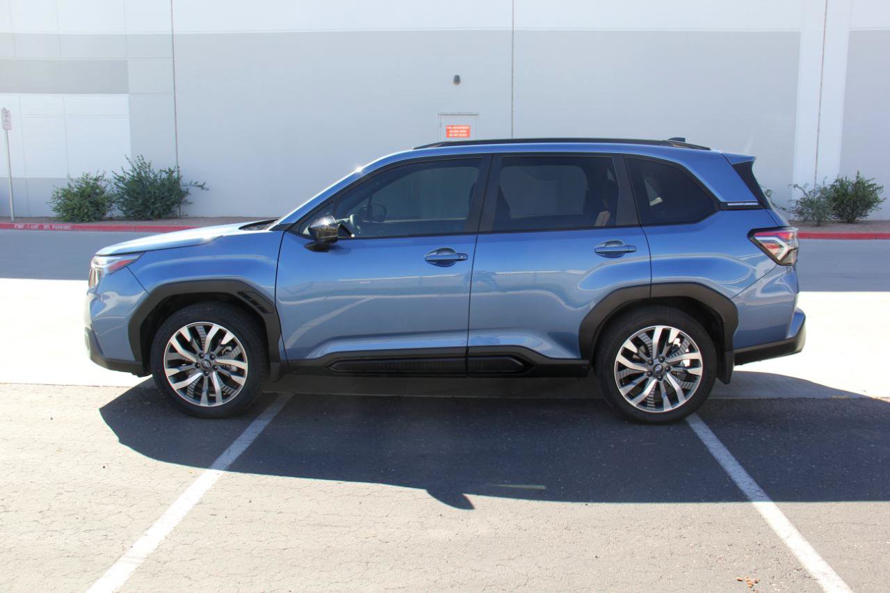 Used 2025 Subaru Forester Touring AWD/4WD image 8