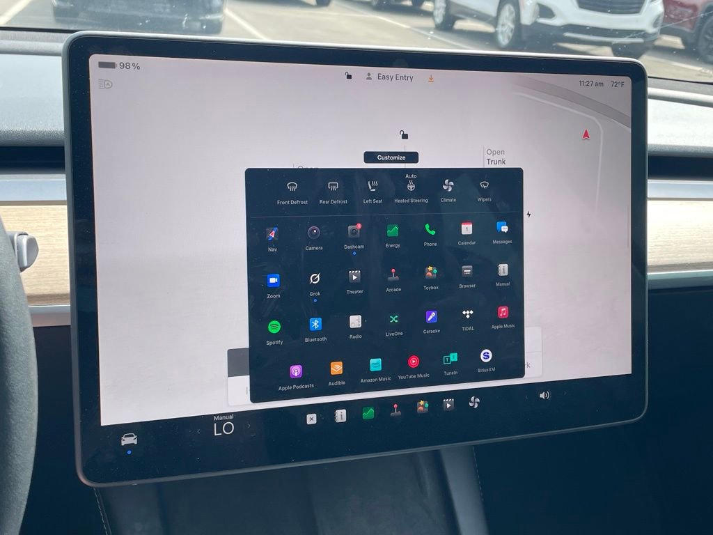 Used 2023 Tesla Model 3 Standard Range image 13