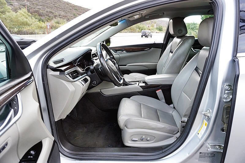 Used 2017 Cadillac XTS Luxury image 14