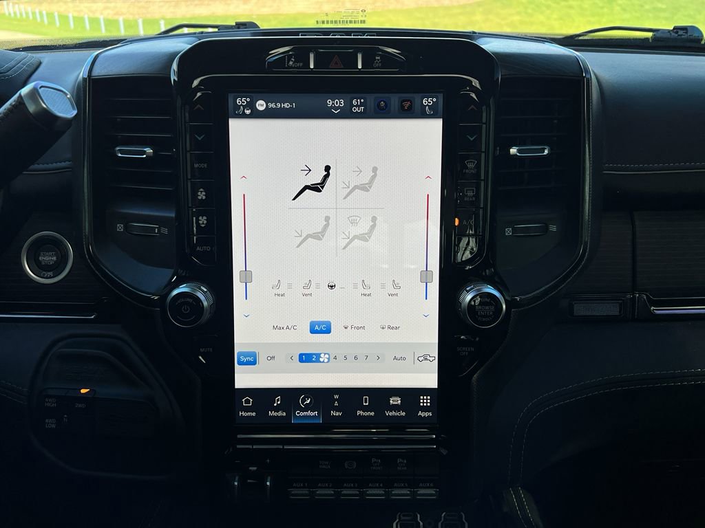 Used 2024 RAM 2500 Limited image 29