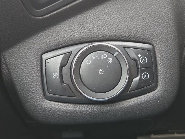 Used 2015 Ford C-MAX SEL w/ Equipment Group 302A image 30