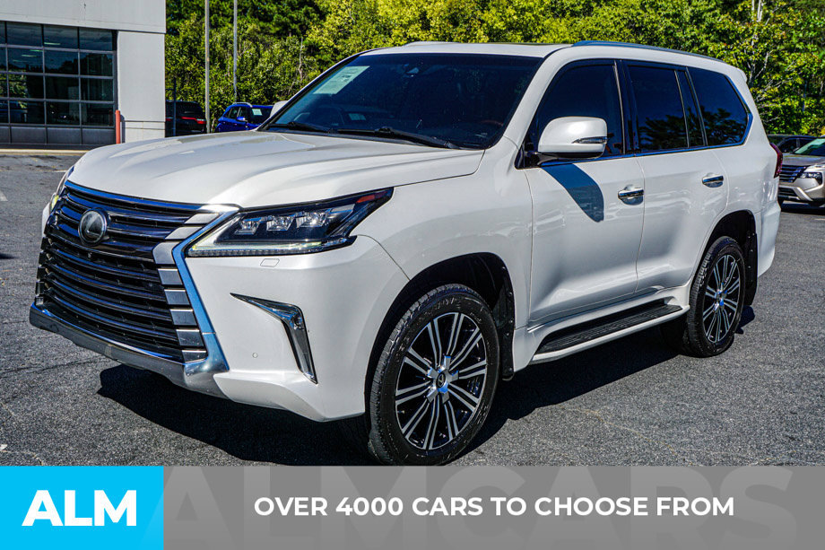 Used 2019 Lexus LX 570 4WD w/ Luxury Package image 2