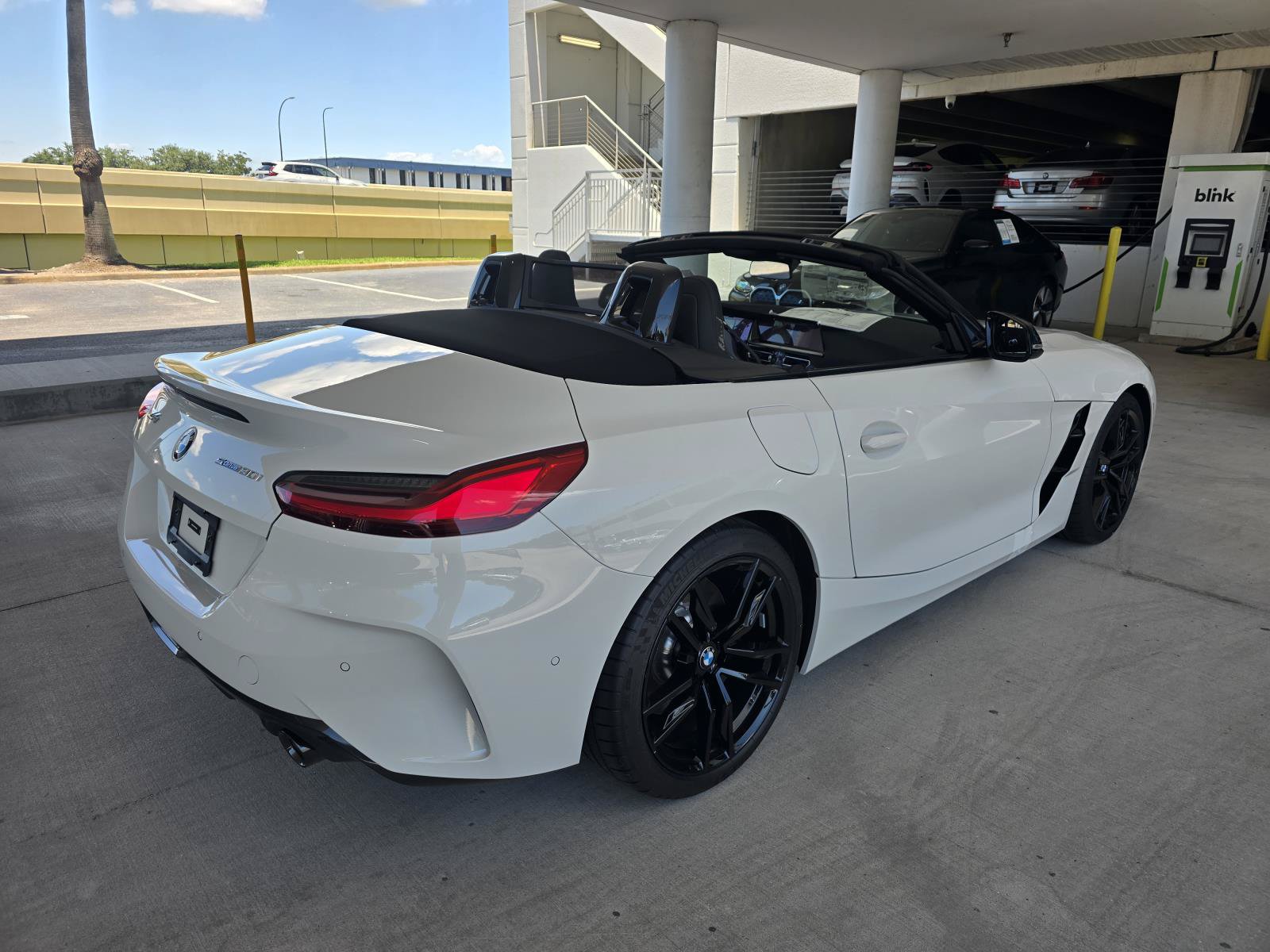 New 2026 BMW Z4 sDrive30i w/ Premium Package RWD image 3