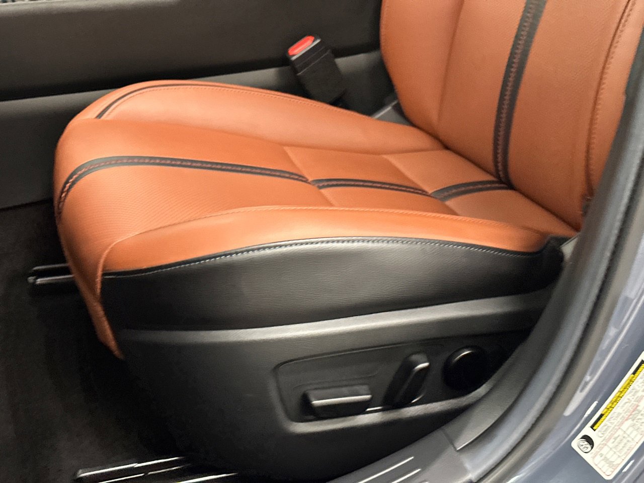 Certified 2025 MAZDA CX-50 Meridian Edition w/ Apex Package image 16