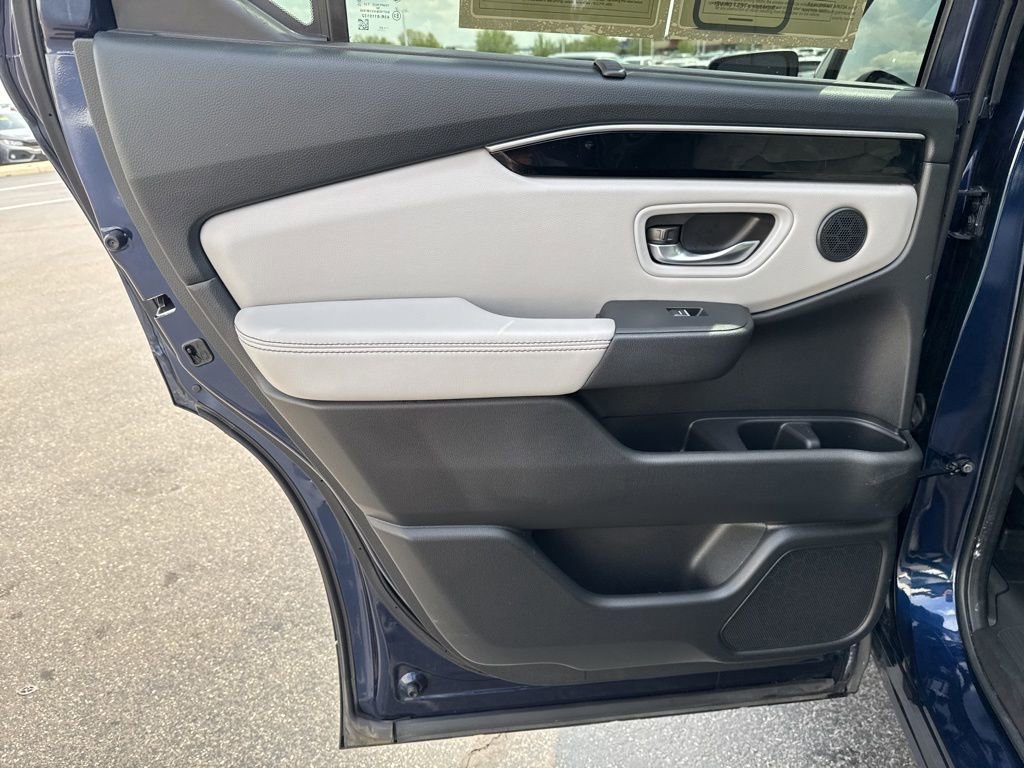 Certified 2023 Honda Pilot Touring image 34