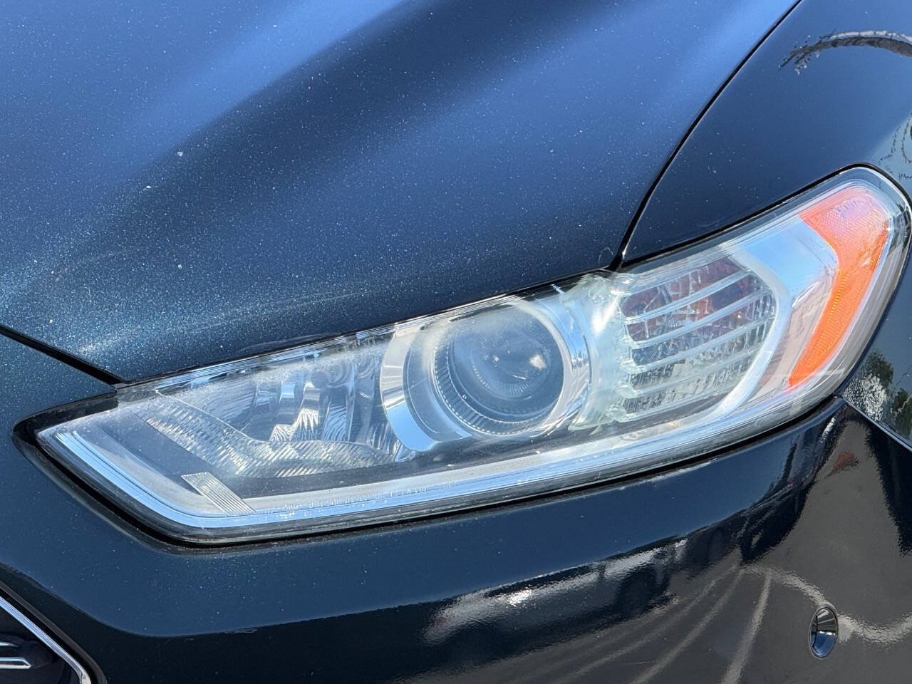 Used 2014 Ford Fusion Titanium FWD image 19