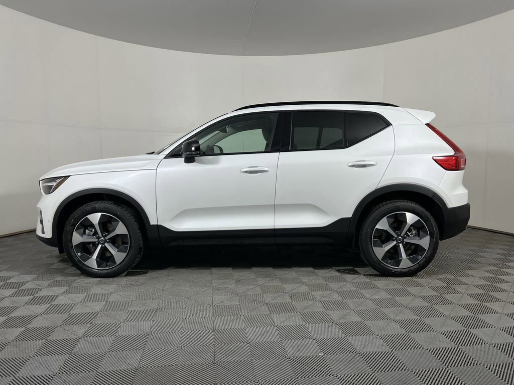 New 2026 Volvo XC40 B5 Plus w/ Protection Package Premier image 5