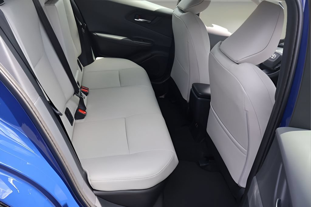 Certified 2026 Toyota Prius XLE FWD image 14