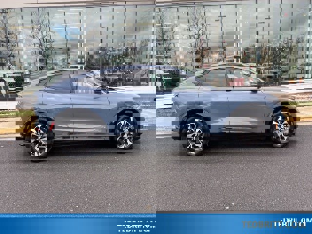 Used 2023 Ford Mustang Mach-E Premium image 9
