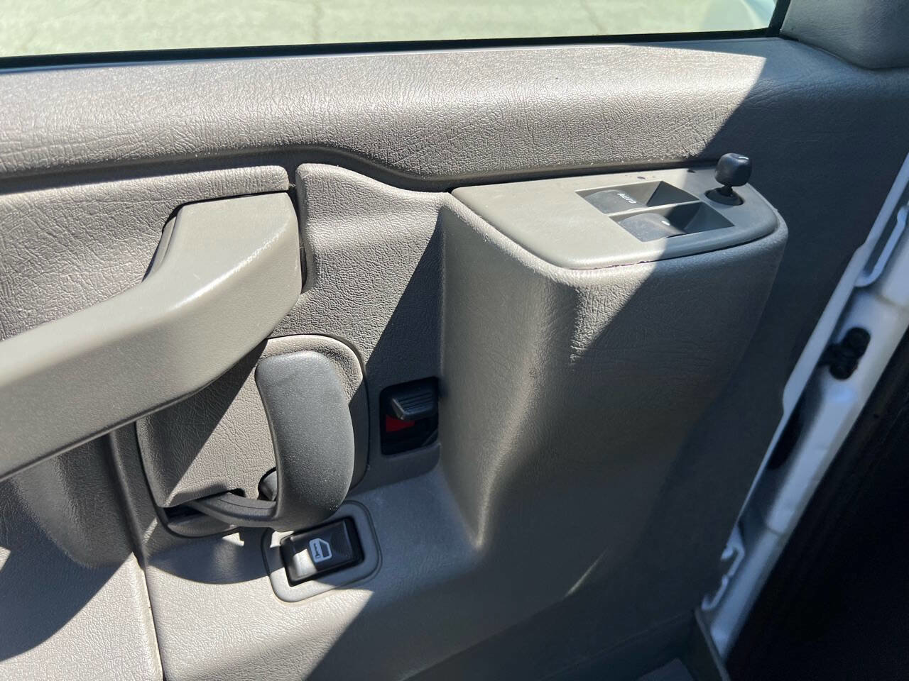 Used 2019 Chevrolet Express 3500 LT w/ LT Preferred Equipment Group image 29