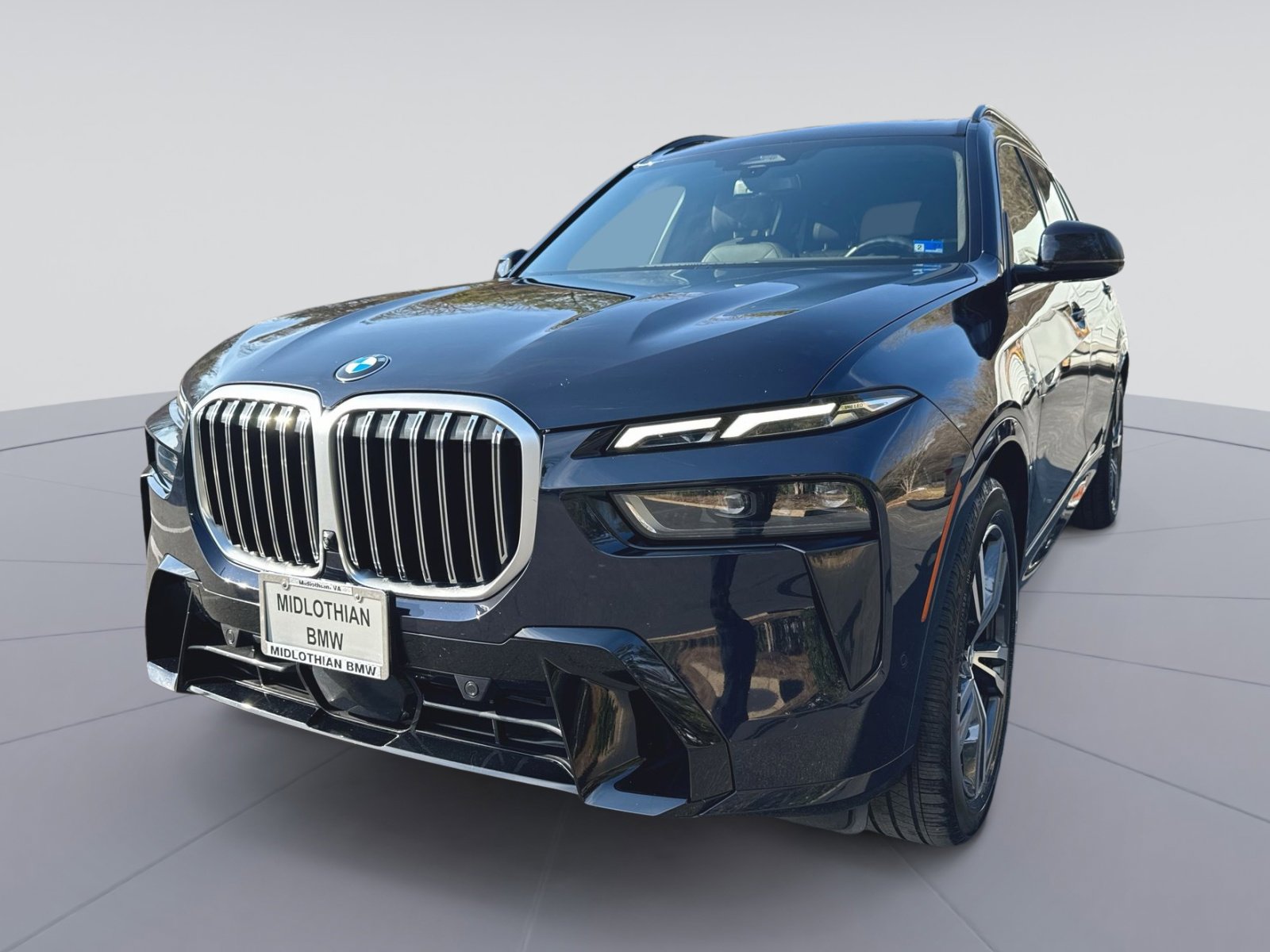 Used 2023 BMW X7 xDrive40i w/ M Sport Package image 5